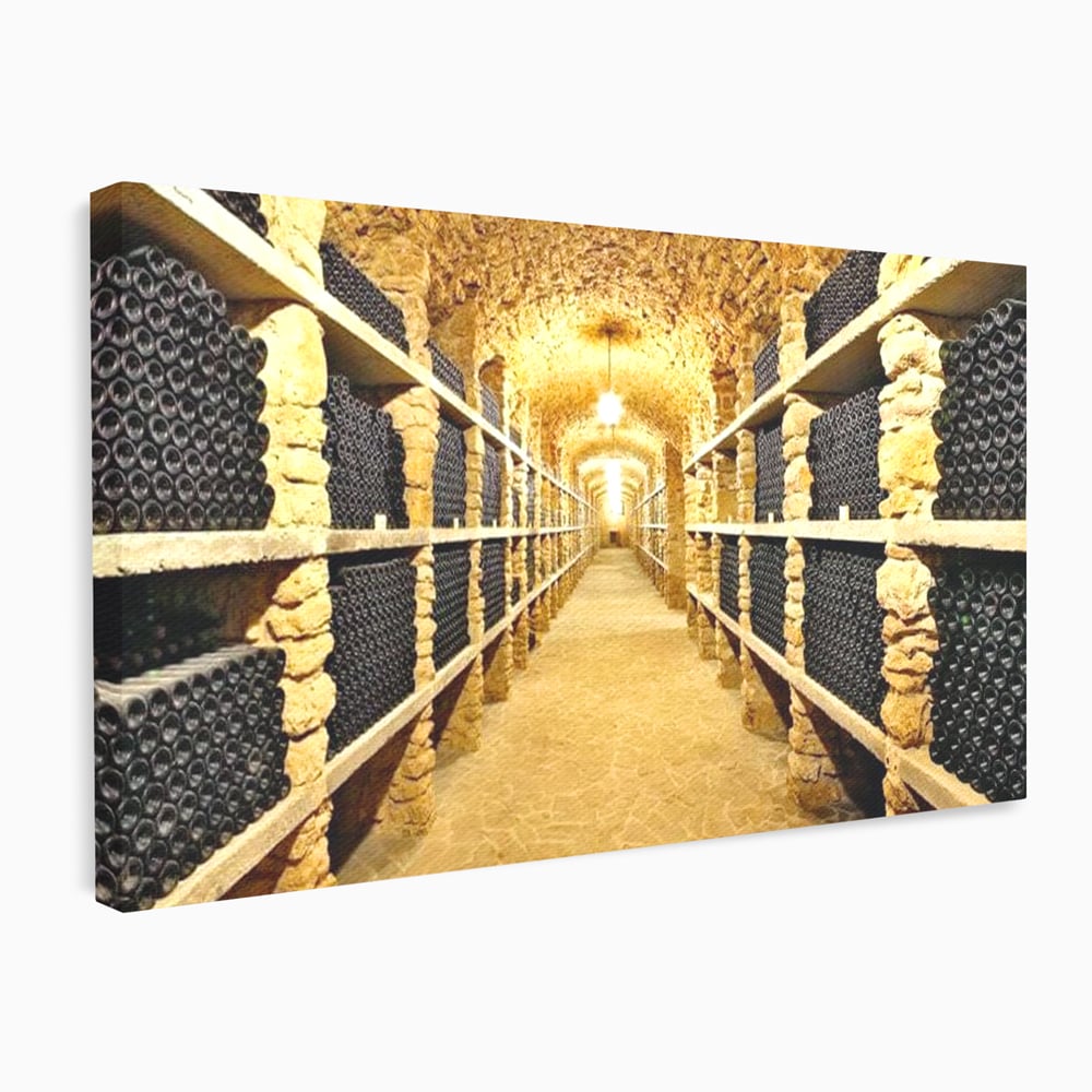 Tablou canvas cu tablou canvas cu crama subterana si sticle de vin, fara rama, pe sasiu de lemn